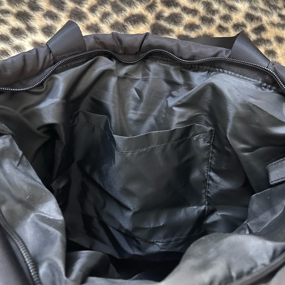 Victorias Secret Puffy Black Zipper Tote - Picture 7 of 8
